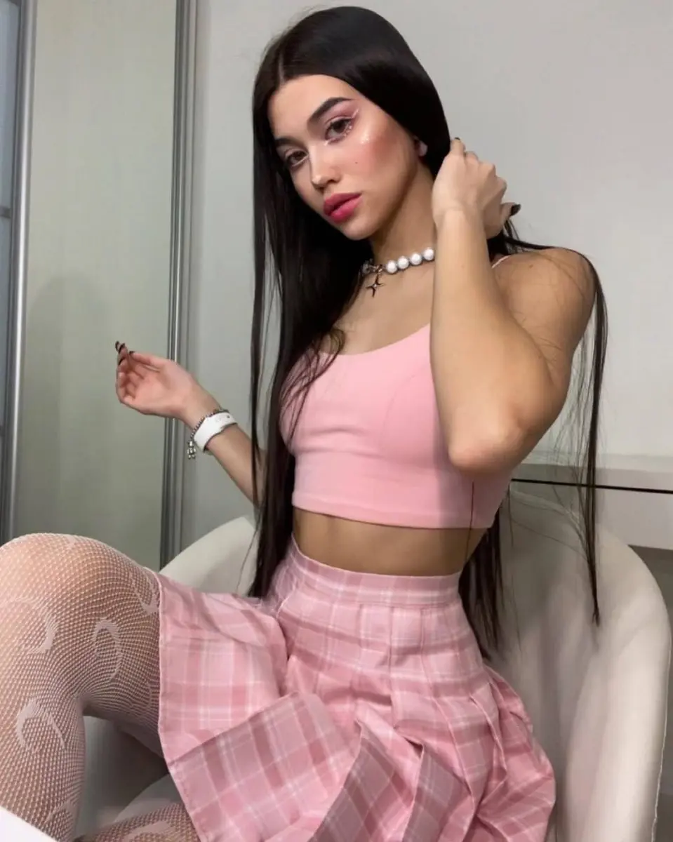 Амели эскорт в городе Дубай