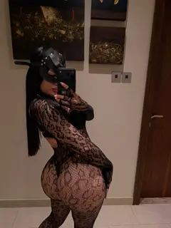 Amelie escort in Dubai