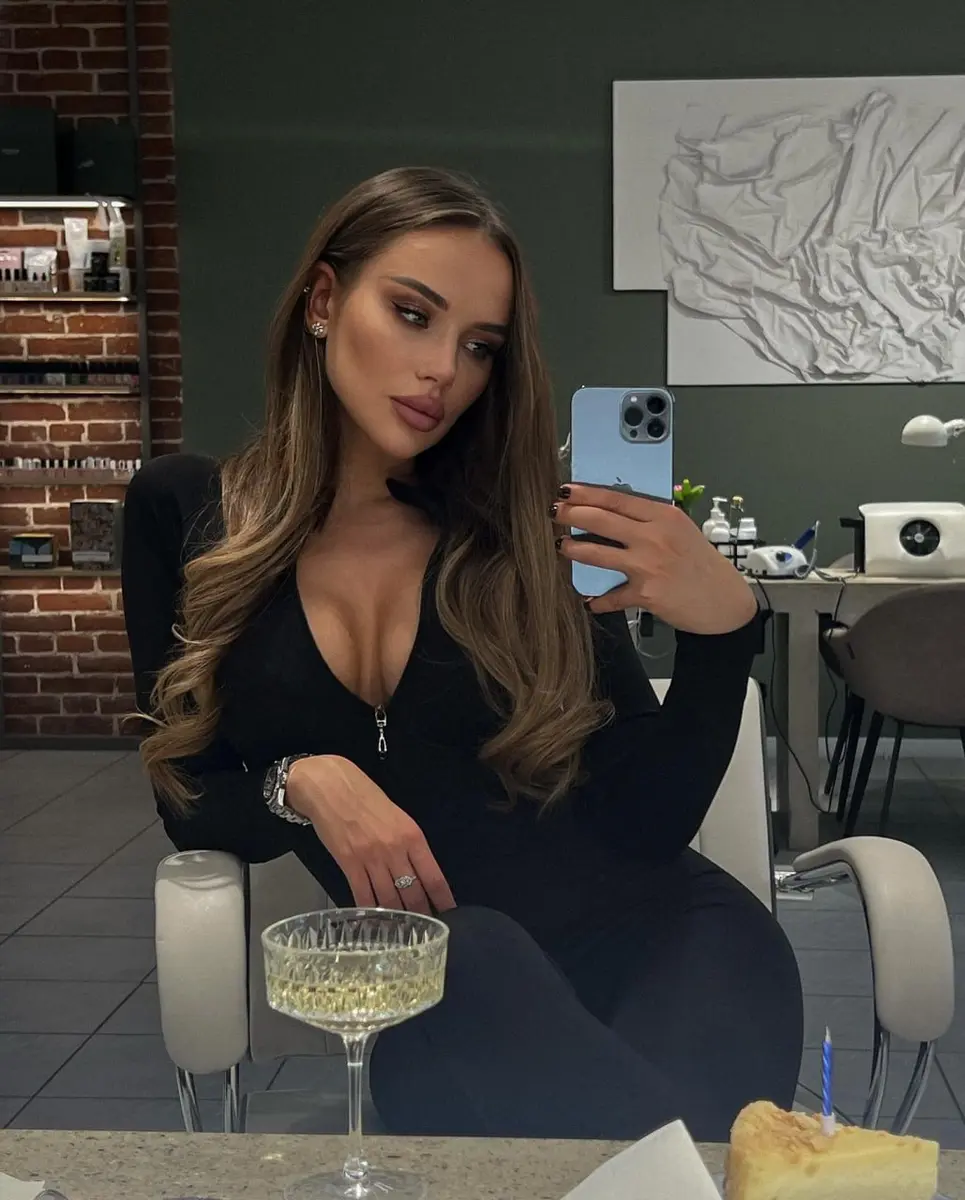 Анель эскорт в городе Дубай