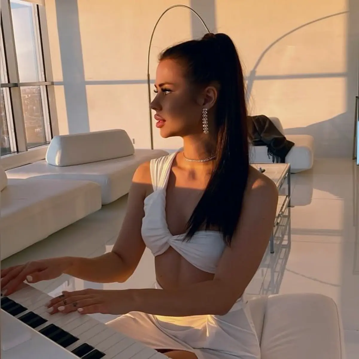 Анта эскорт в городе Дубай