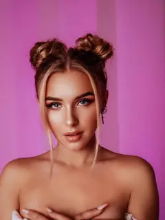 Кэнди эскорт в городе Дубай