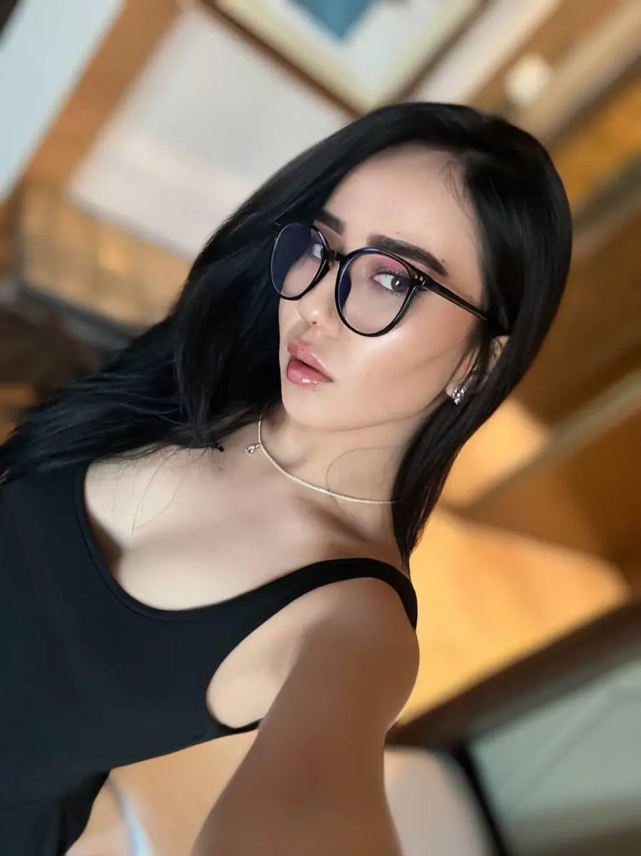 Кора эскорт в городе Дубай