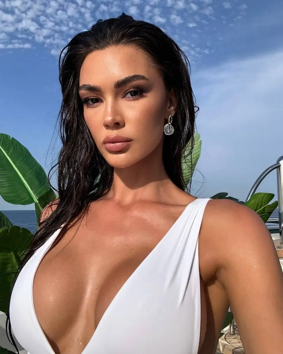 Элиана эскорт в городе Дубай