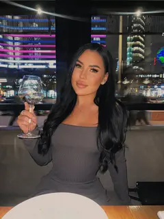 Эника эскорт в городе Дубай