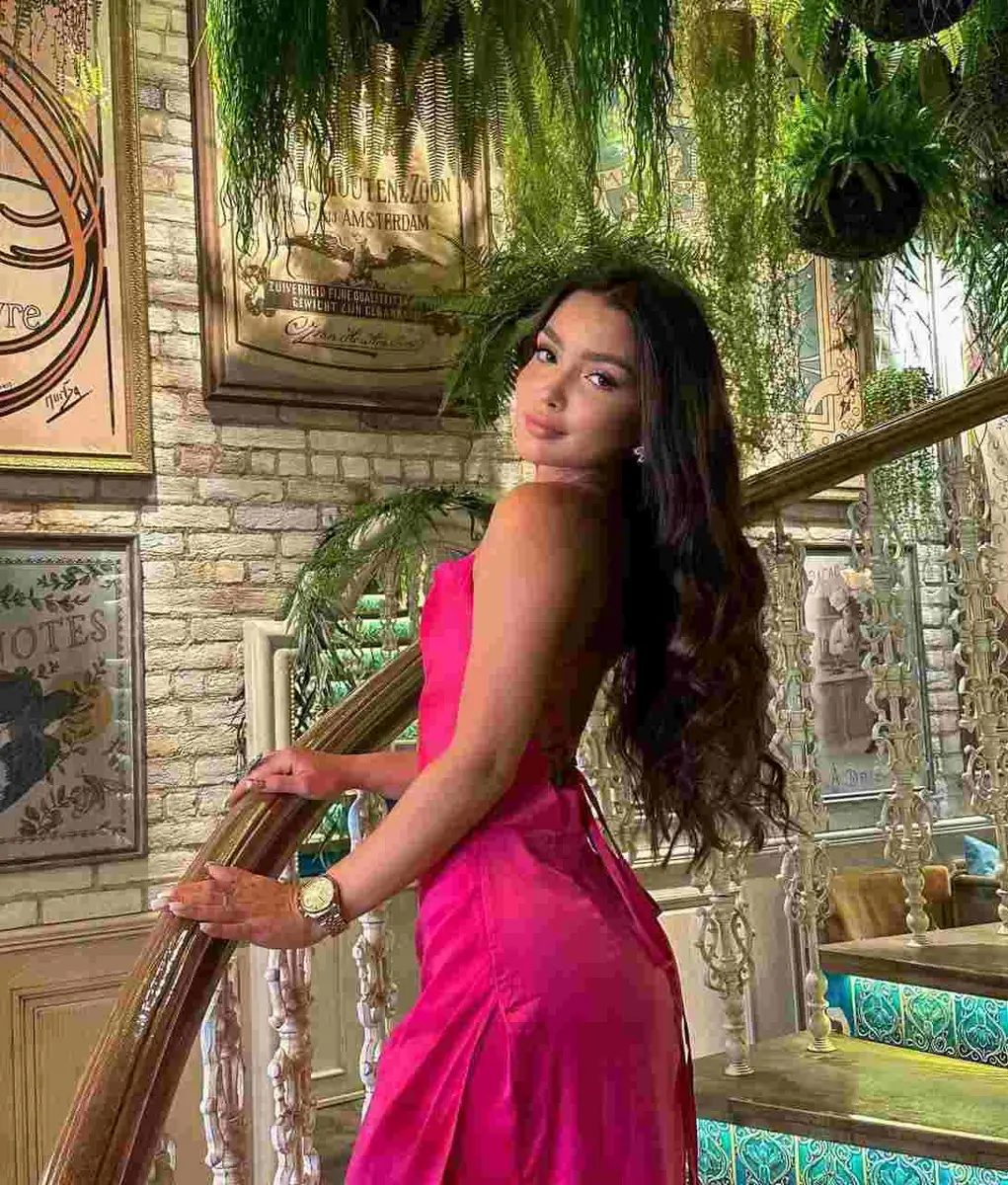 Эсми эскорт в городе Дубай