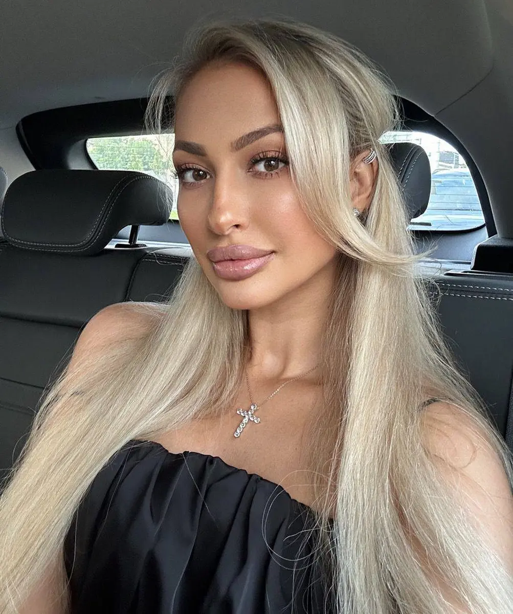 Искорка эскорт в городе Дубай