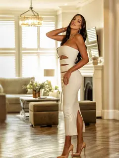 Камель эскорт в городе Дубай