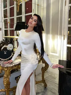 Кари эскорт в городе Дубай