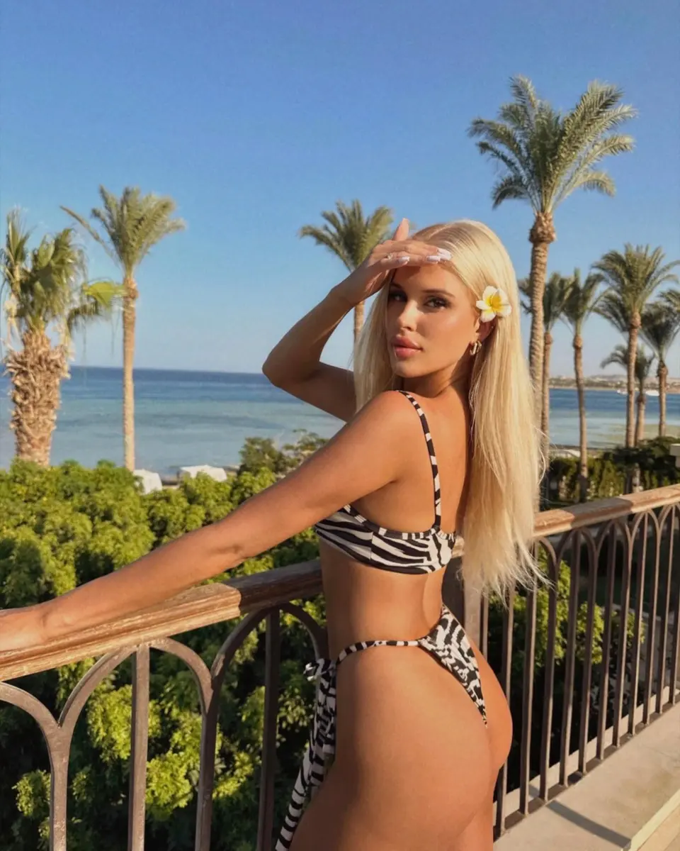 Лидания эскорт в городе Дубай