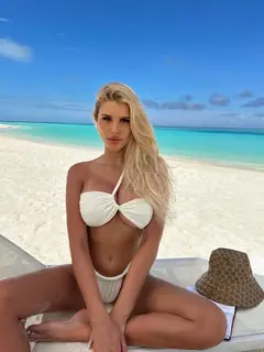 Лидания эскорт в городе Дубай