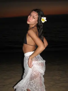 Намиби эскорт в городе Дубай