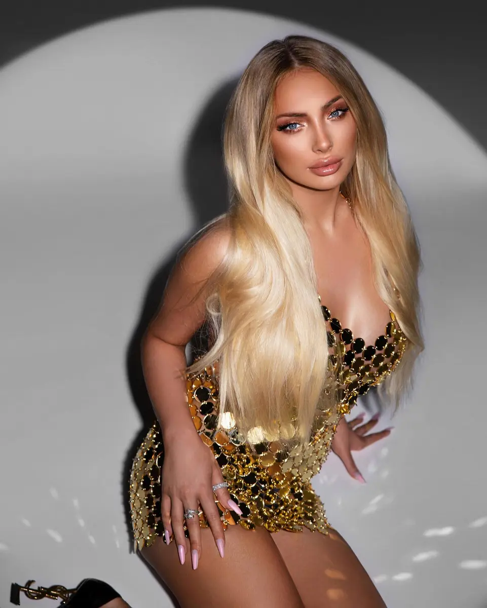 Риате эскорт в городе Дубай