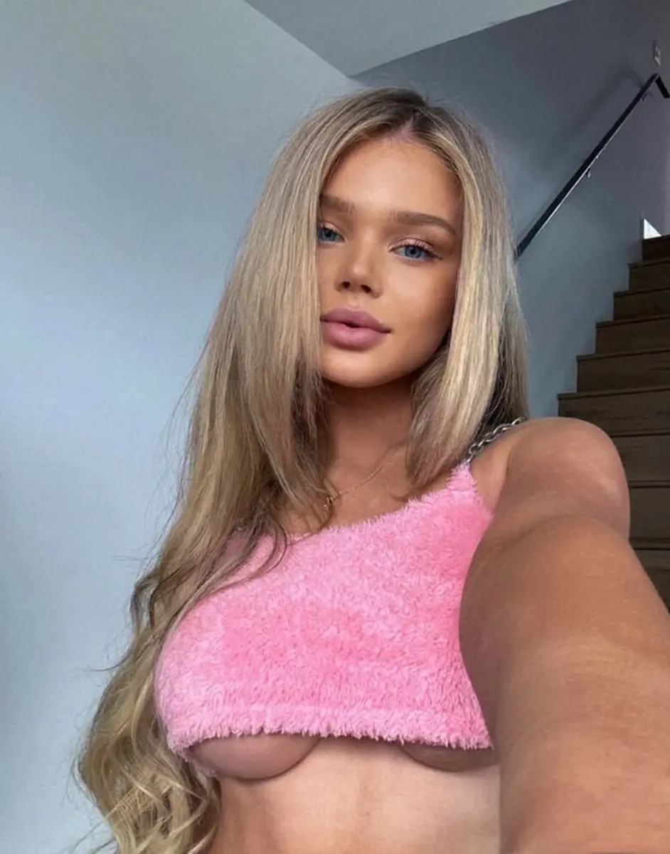 Саманта эскорт в городе Дубай