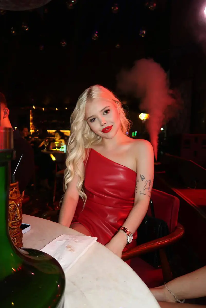 Шанни эскорт в городе Дубай