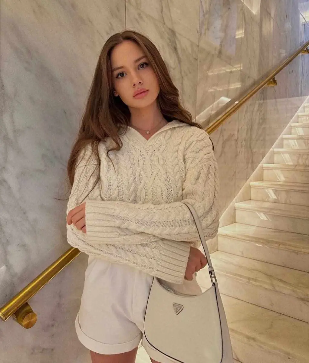 Тамал эскорт в городе Дубай