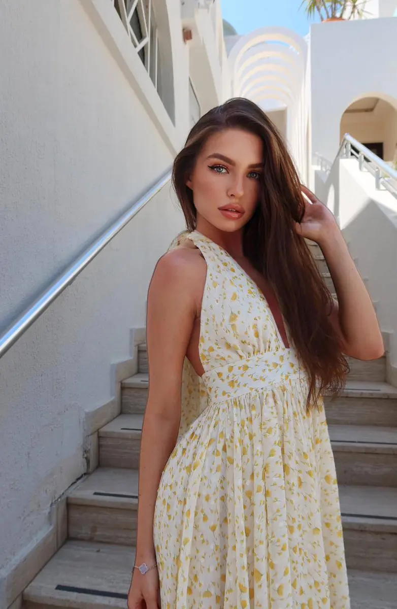 Viollen эскорт в городе Дубай